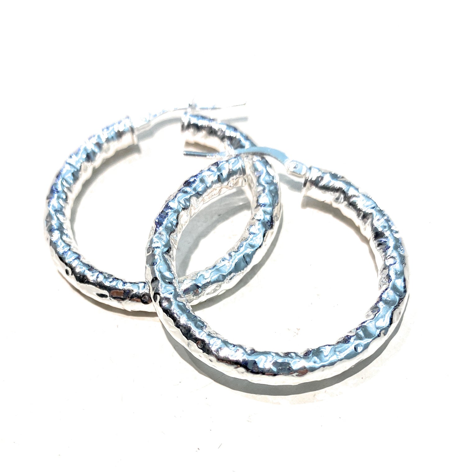 Orecchini Cerchio lavorazione Martellata Argento 925 Rodio bianco