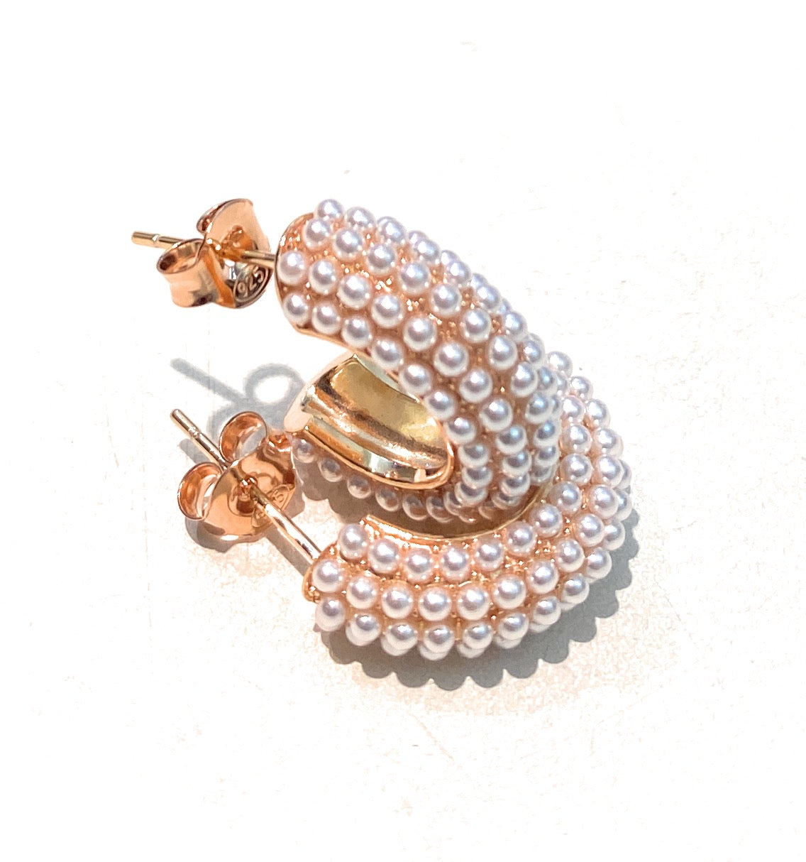 Orecchini Cerchietto Perline Bianche Argento Rosé Farfallina