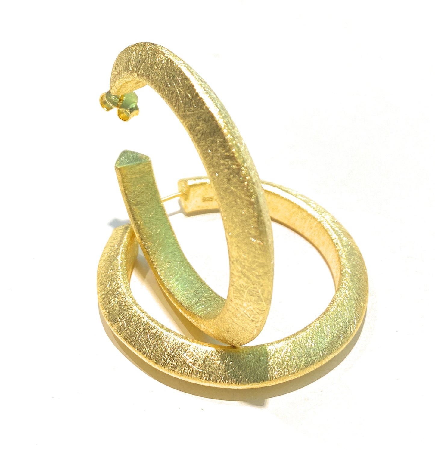 Orecchini Cerchio grande Argento 925 lavorazione “Graffiata” Diametro cm 5,5 Farfallina