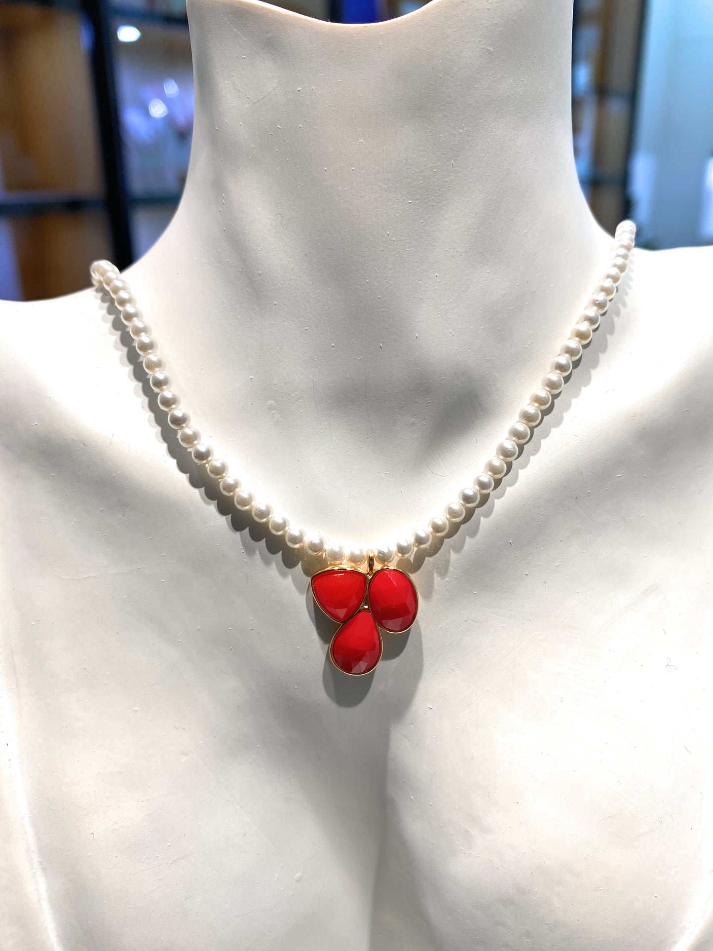 Collarino tipo choker perle mm 3 pendente personalizzabile