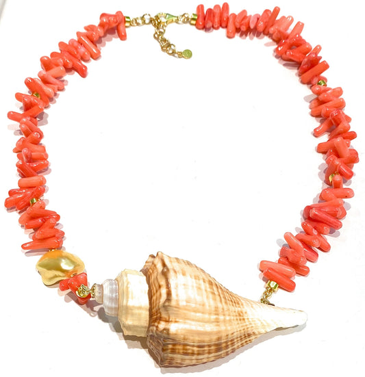 Collana diWa Jewels choker corallo bamboo arancio centrale conchiglia grande perla dorata argento sterling placcato oro giallo