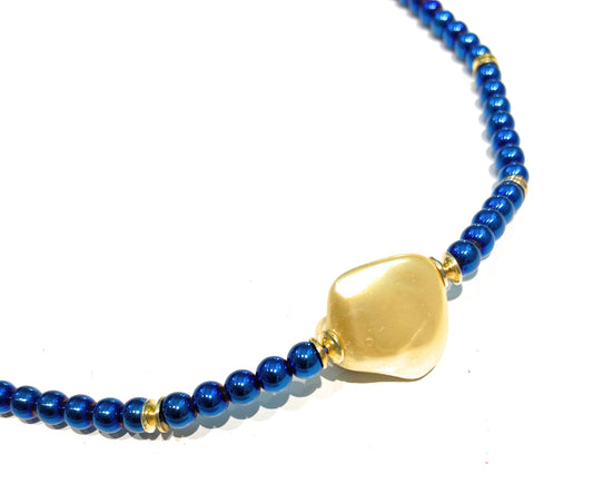 Collarino tipo choker ematite blu e perla barocca dorata argento sterling