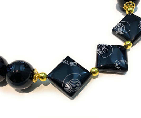 Collana onice tondo e rombo laserato in argento sterling placcato oro giallo