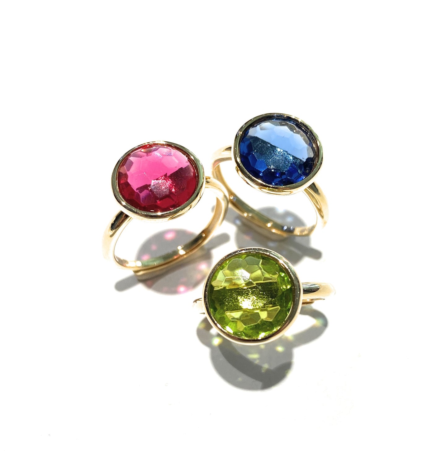 Anello zircone tondo castone liscio giallo