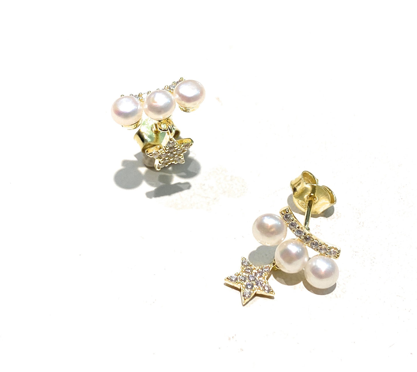 Orecchini a lobo Mezzaluna Perline e charms stelline pavé zirconi