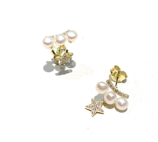 Orecchini a lobo Mezzaluna Perline e charms stelline pavé zirconi