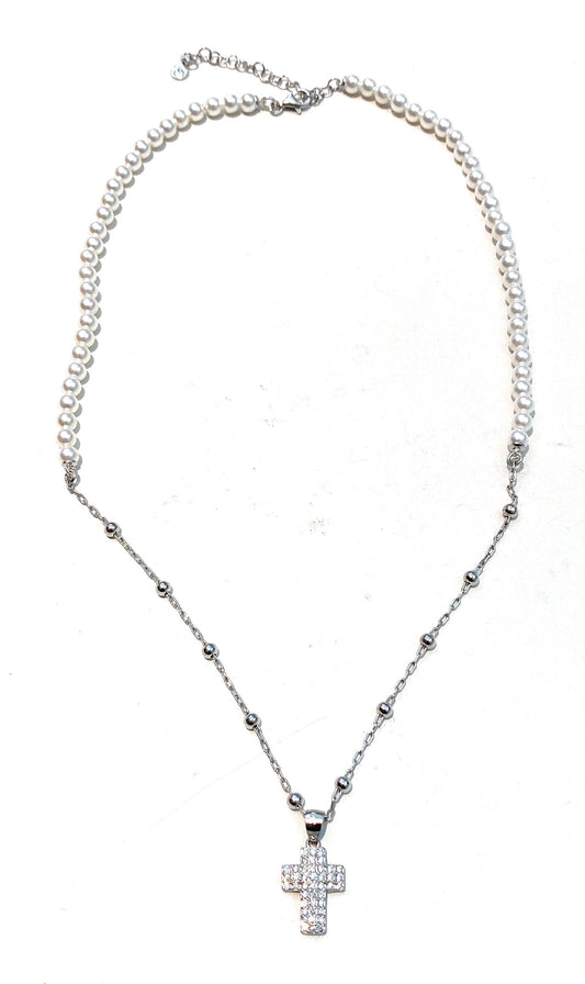 Collarino diWa Jewels choker perle e maglia rosario con pendente crocetta pavé zirconi argento rodio bianco