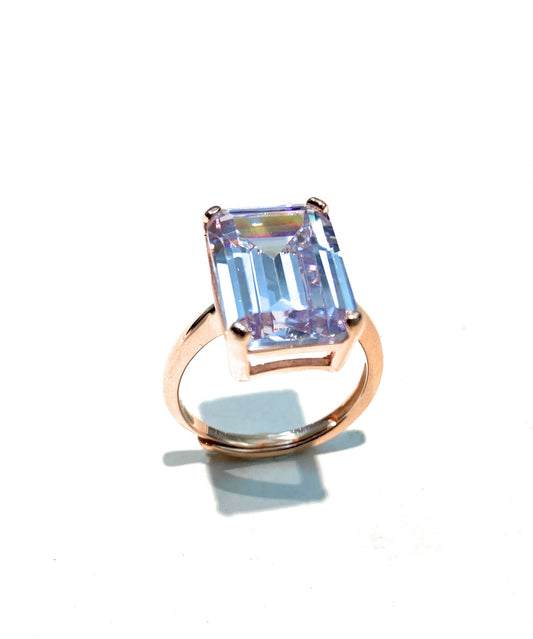 Anello tipo solitario zircone baguette azzurro chiaro argento sterling rosé 4 griffes
