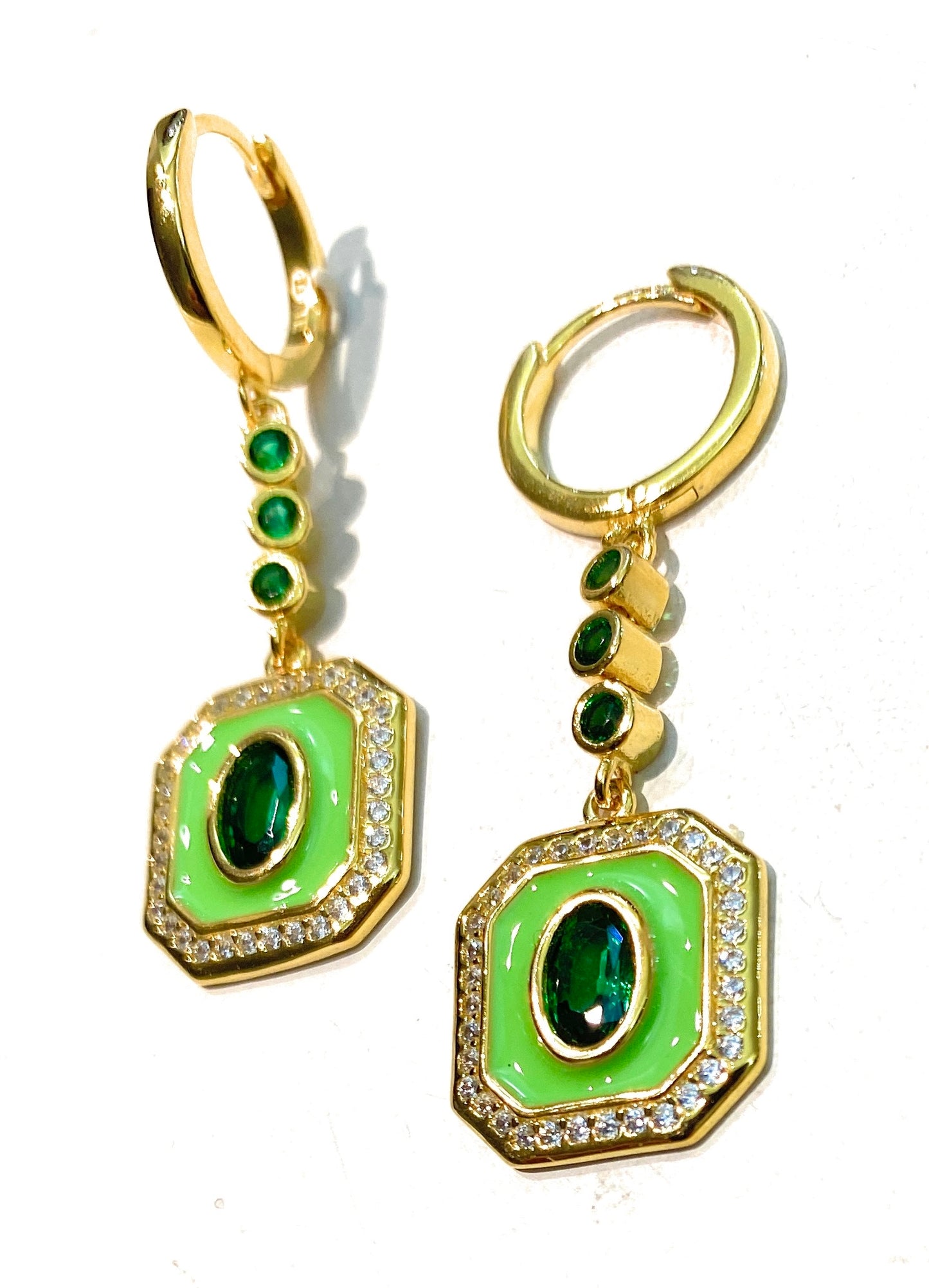 Orecchini pendenti Smalto verde Argento Sterling placcato Oro giallo zirconi verdi