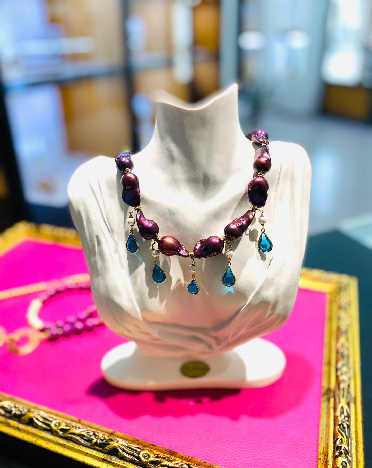 Collana perle barocche viola charms gocce cristalli azzurri perle ematite gold