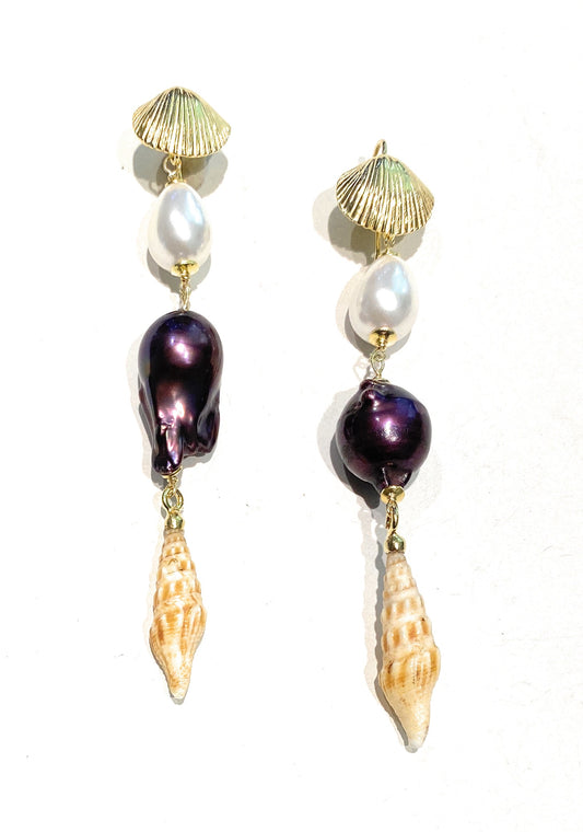 Orecchini con perle viola e bianche in argento sterling rodio bianco