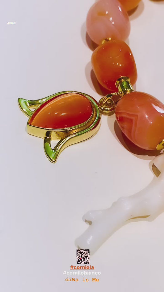 Collana diWa Jewels Tronchetti Corallo Bianco Charms Cabochon Arancio Corniola Sasso